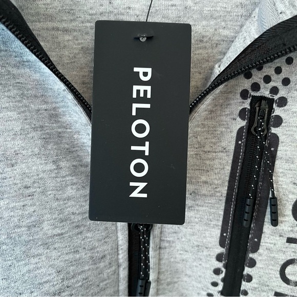 Peloton-FA121 On the Go Full Zip  Hoodie-Heather Gray-Design on Back-Size L-NWT - Picture 8 of 11